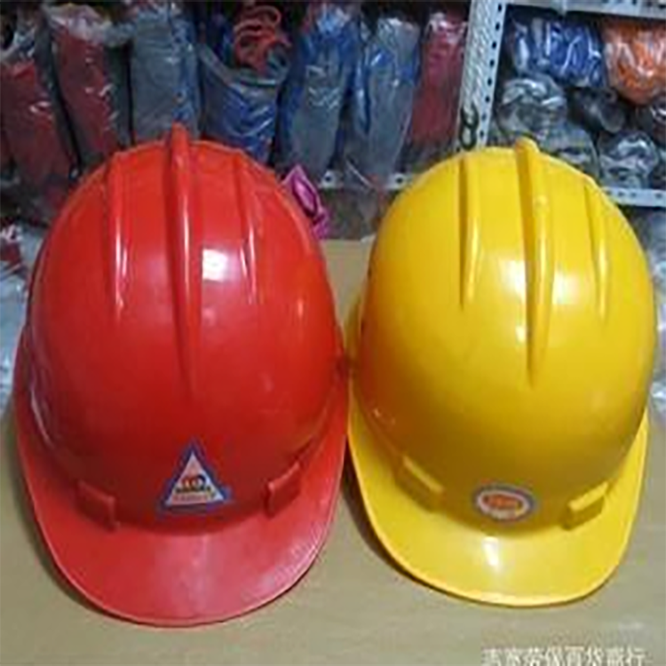 安全帽